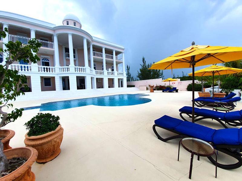 Ocean West Boutique Hotel Nassau Exteriér fotografie