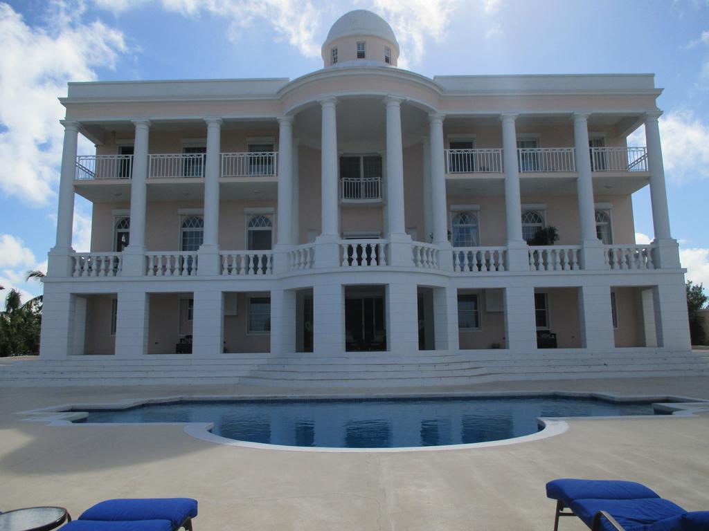 Ocean West Boutique Hotel Nassau Exteriér fotografie
