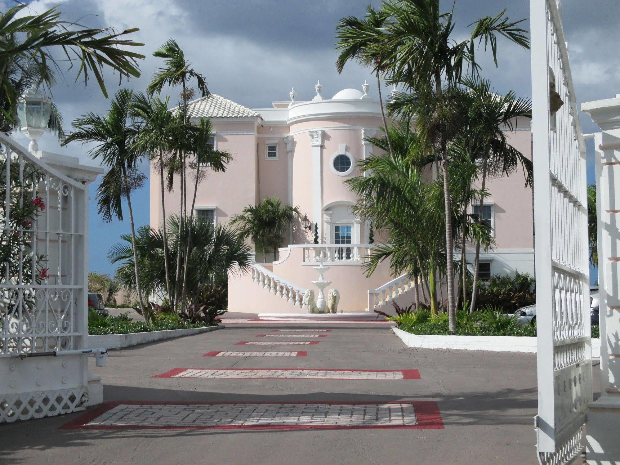 Ocean West Boutique Hotel Nassau Exteriér fotografie